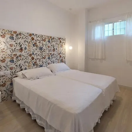 Apartament 3 Bedroom Beautiful In